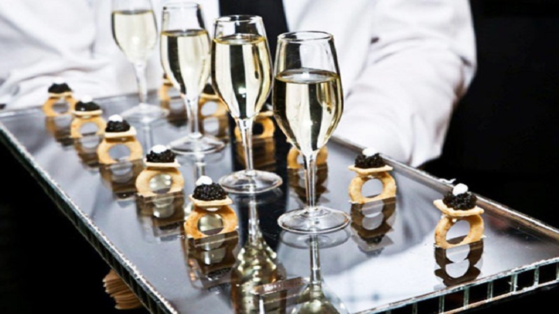 caviar-rings-champagne-636x431